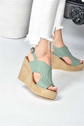 Yeşil Dolgu Topuklu Kadın Ayakkabı K250050209