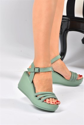 Yeşil Dolgu Topuklu Kadın Ayakkabı K996511109