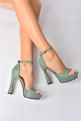 Yeşil Topuklu Kadın Ayakkabı K404580109